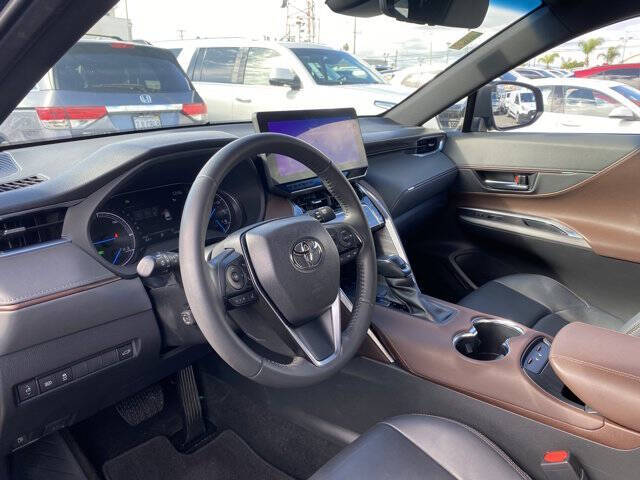 2023 Toyota Venza XLE