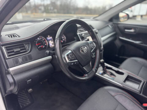 2016 Toyota Camry SE