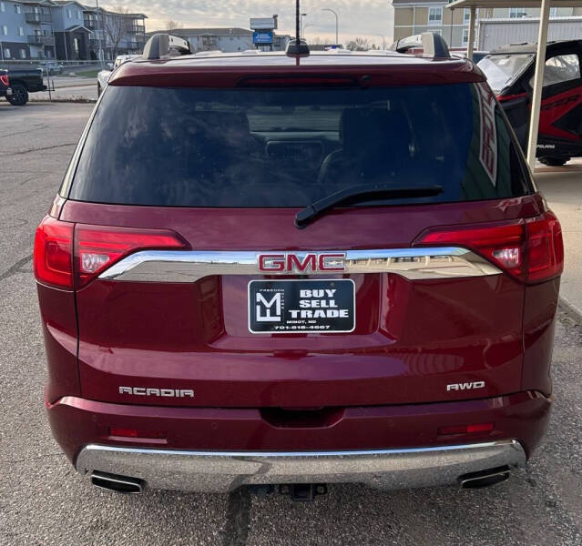 2017 GMC Acadia Denali