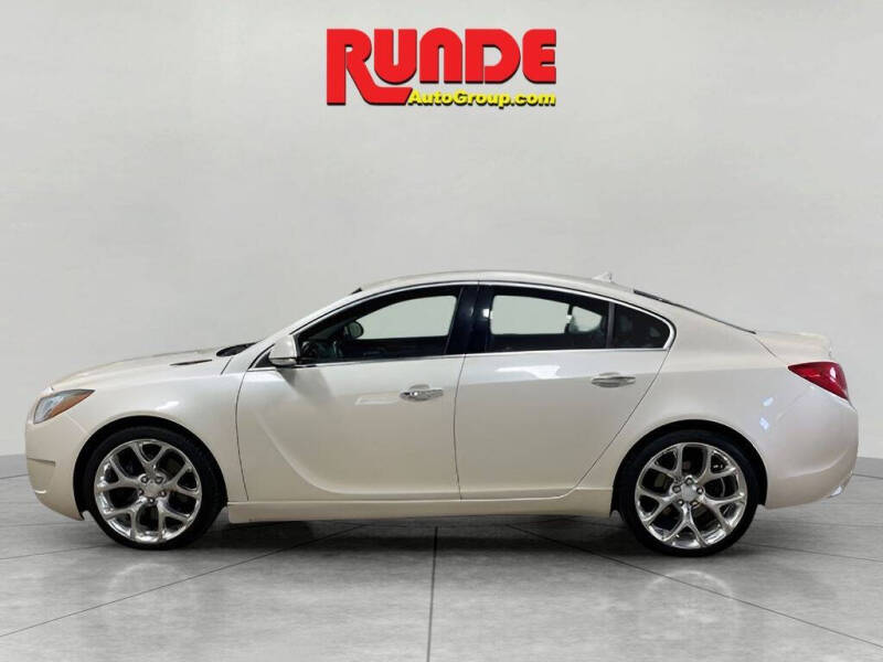 Used 2013 Buick Regal GS with VIN 2G4GV5GV1D9248408 for sale in Hazel Green, WI