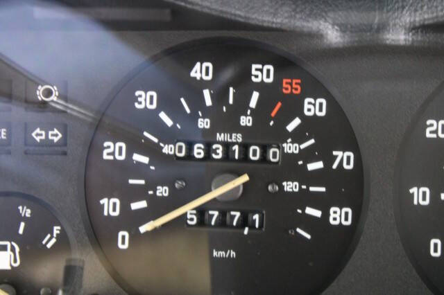 1983 BMW 3 Series 320i