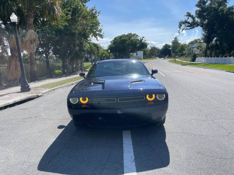 2016 Dodge Challenger SXT