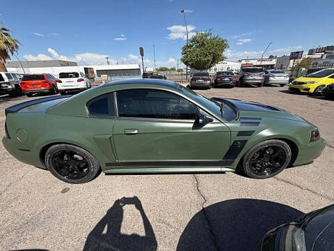 2004 Ford Mustang GT Deluxe