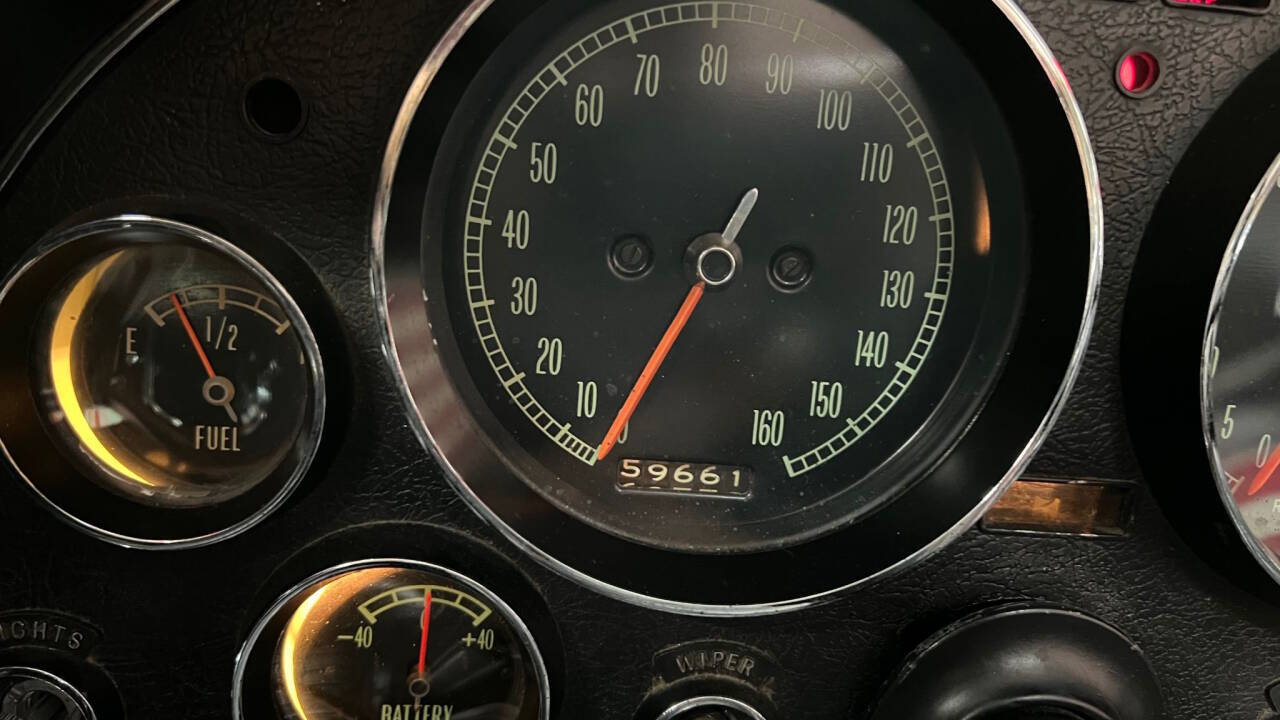 1966 Chevrolet Corvette 22