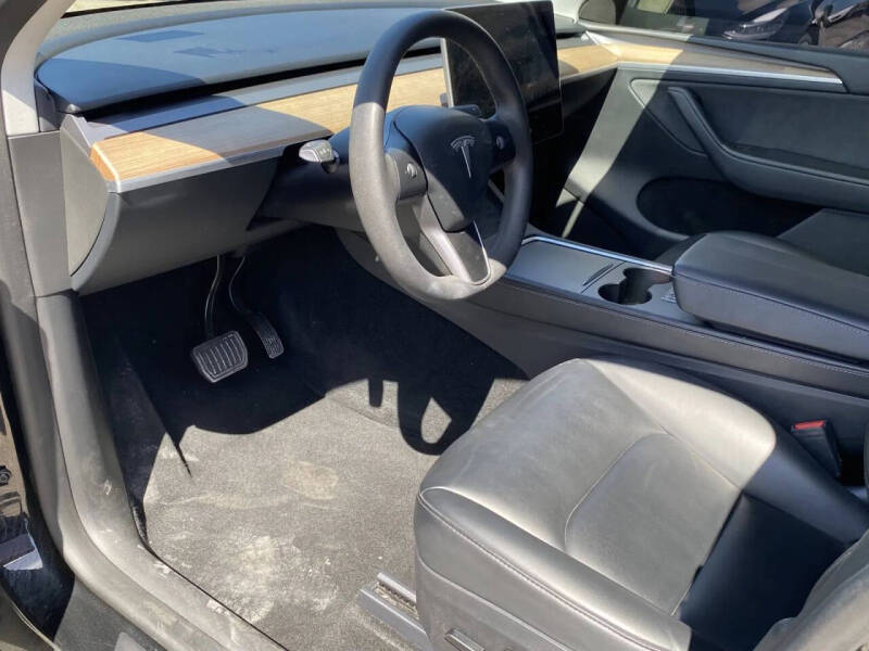2024 Tesla Model Y Long Range