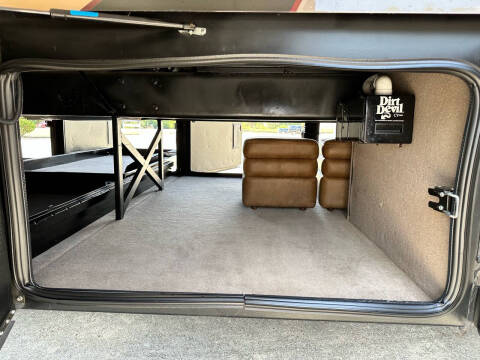 2017 Entegra Anthem 44b 1.5 Bath, 450hp Dies