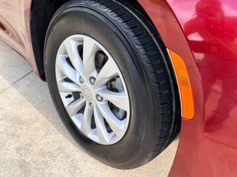 2017 Chrysler Pacifica Touring