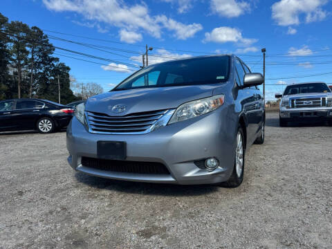 2012 Toyota Sienna