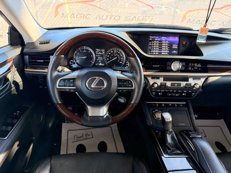 2017 Lexus ES 350
