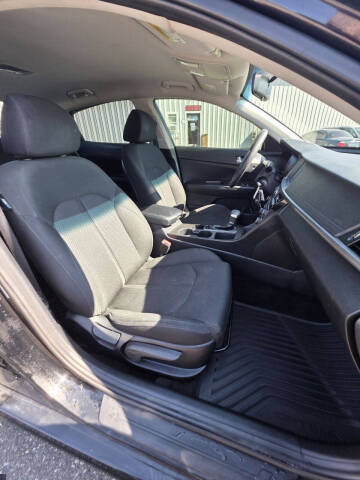 2018 Kia Optima LX