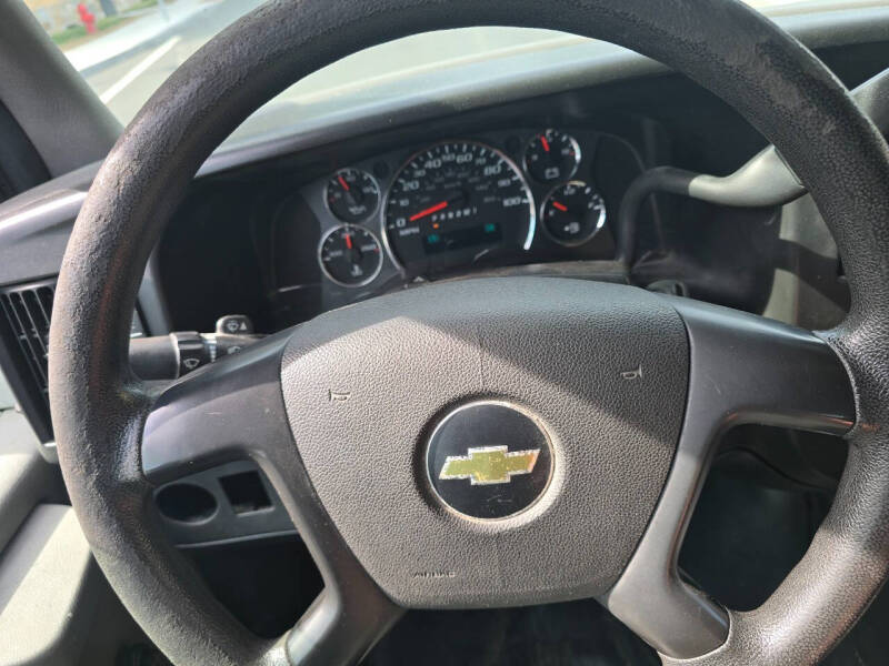 2011 Chevrolet Express 2500