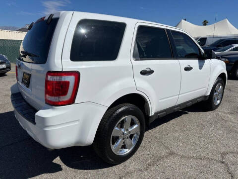 2011 Ford Escape XLS