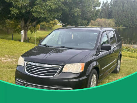 2013 Chrysler Town and Country for sale at EZ Motorz LLC in Haines City FL