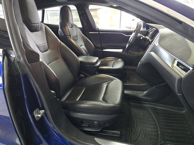 2015 Tesla Model S 70D