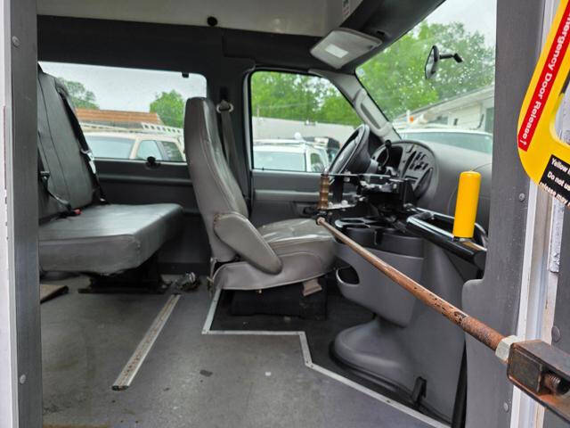 2008 Ford E-Series E-350 SD