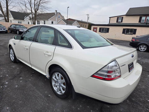 2009 Ford Taurus SE