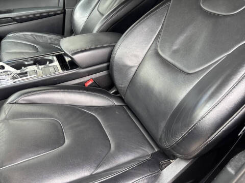 2019 Ford Edge Titanium