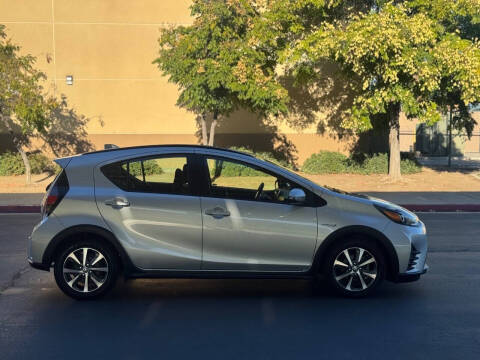 2019 Toyota Prius c L
