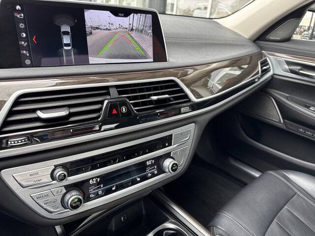 2019 BMW 7 Series 740i xDrive
