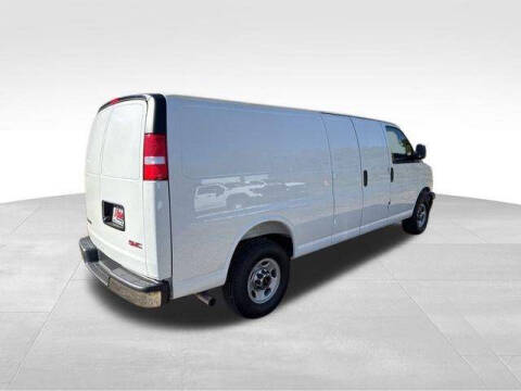 2025 GMC Savana 2500