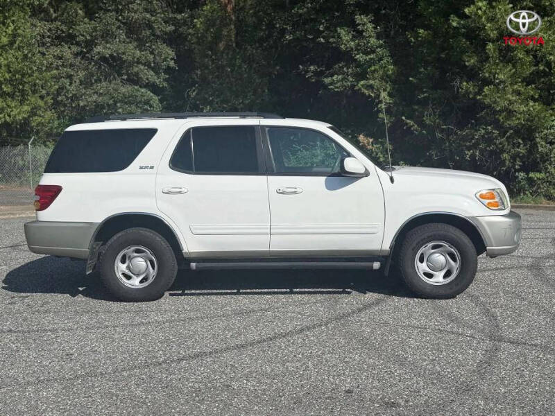 2003 Toyota Sequoia SR5