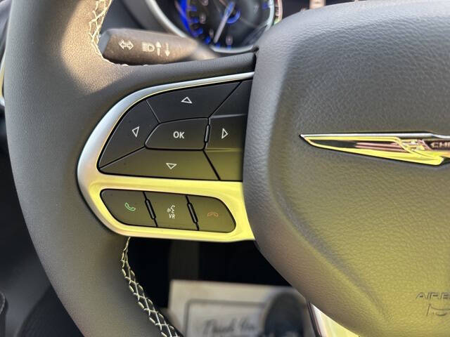 2026 Chrysler Voyager LX