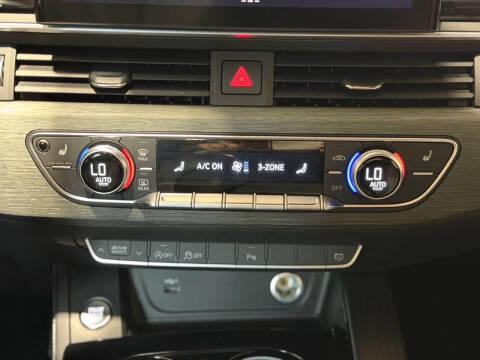 2022 Audi A4 quattro S line Prem Plus 45 TFSI