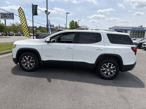 2023 GMC Acadia SLT