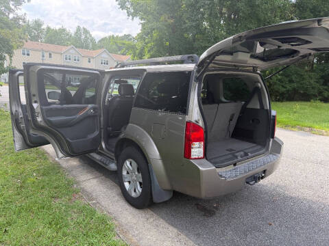 2007 Nissan Pathfinder LE