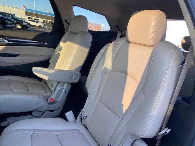 2021 Buick Enclave Essence