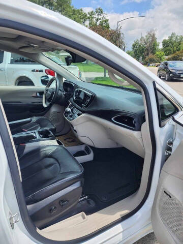 2017 Chrysler Pacifica Limited