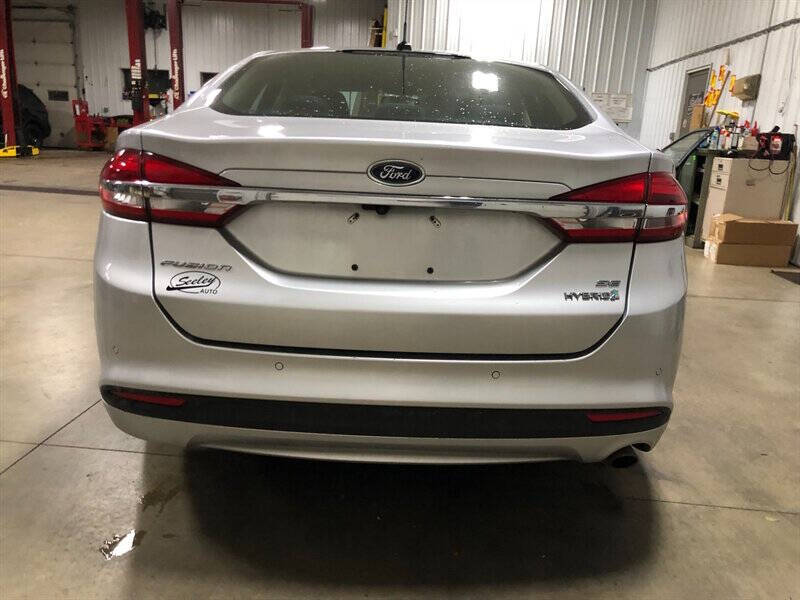 2018 Ford Fusion Hybrid SE