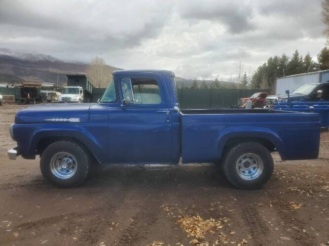 1960 Ford F-100