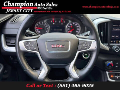 2023 GMC Terrain SLT