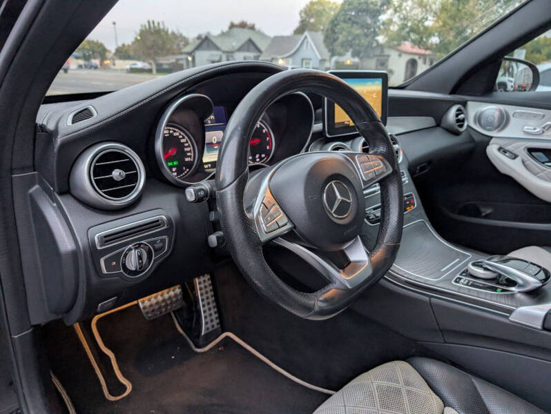 2016 Mercedes-Benz C-Class