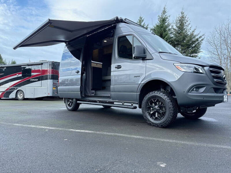 2025 Mercedes-Benz Sprinter
