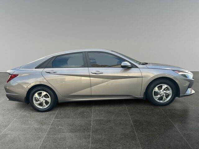 2022 Hyundai Elantra