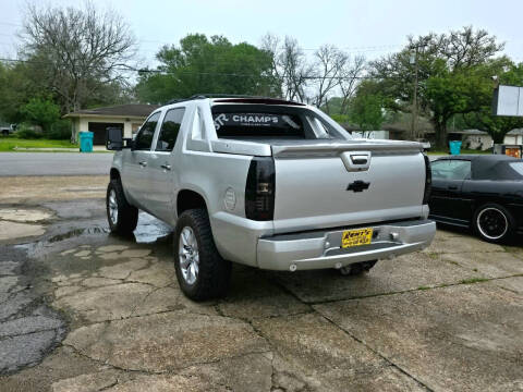 2011 Chevrolet Avalanche LT