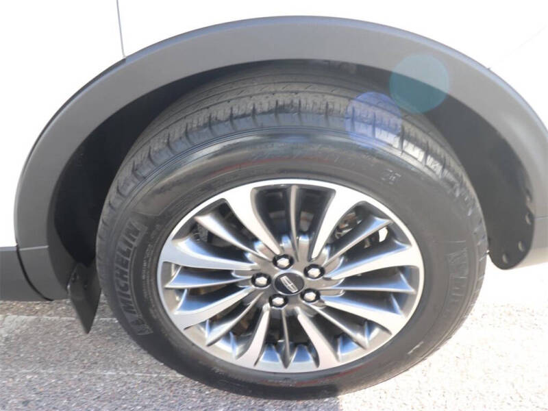 2021 Lincoln Nautilus Reserve