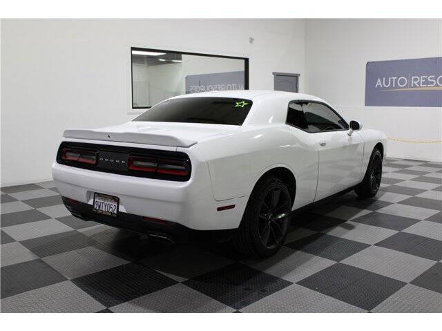 2021 Dodge Challenger SXT