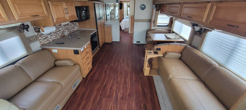 2003 Fleetwood RV BOUNDER 38N