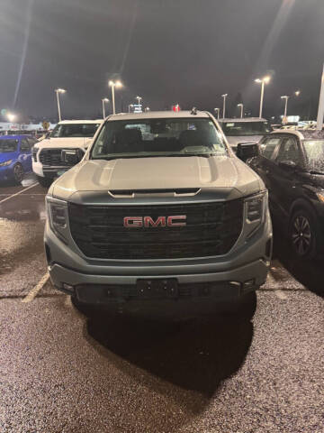 2025 GMC Sierra 1500 Elevation Standard