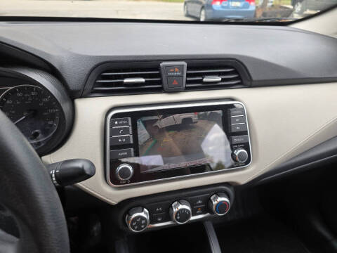 2021 Nissan Versa SV