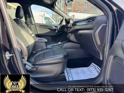 2025 Ford Escape ST-Line Select