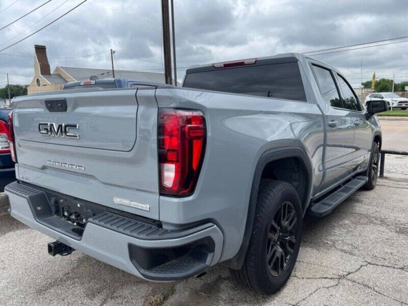 2024 GMC Sierra 1500 Elevation