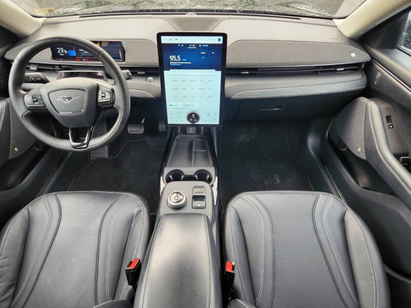 2021 Ford Mustang Mach-E Premium