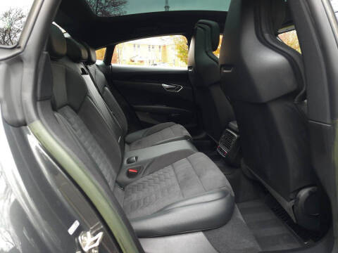 2023 Audi e-tron GT quattro Prestige