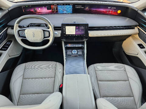 2024 Lincoln Nautilus Hybrid Premiere