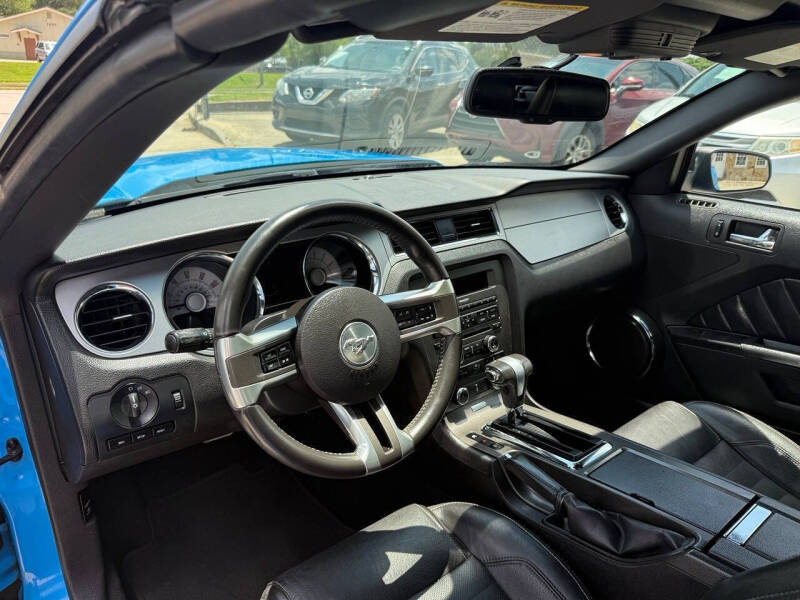 2010 Ford Mustang V6 Premium