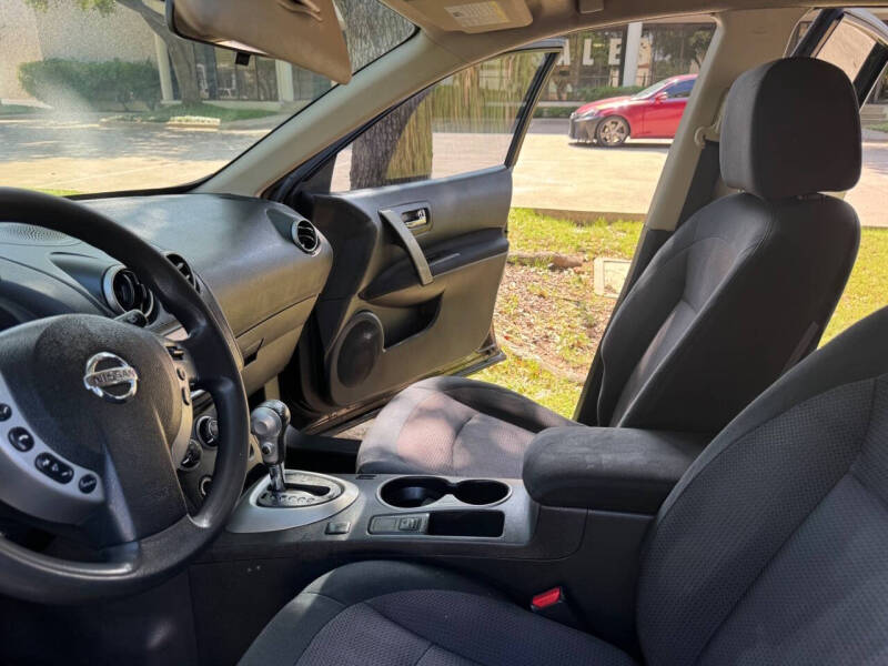 2013 Nissan Rogue SV